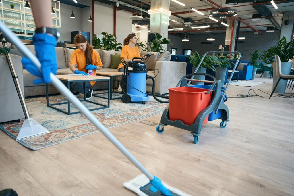 Commercial Cleaning Services That Go Beyond the Basics